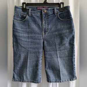 Gloria Vanderbilt Amanda Blue Denim Bermuda Jean Shorts Medium Wash Women's 8